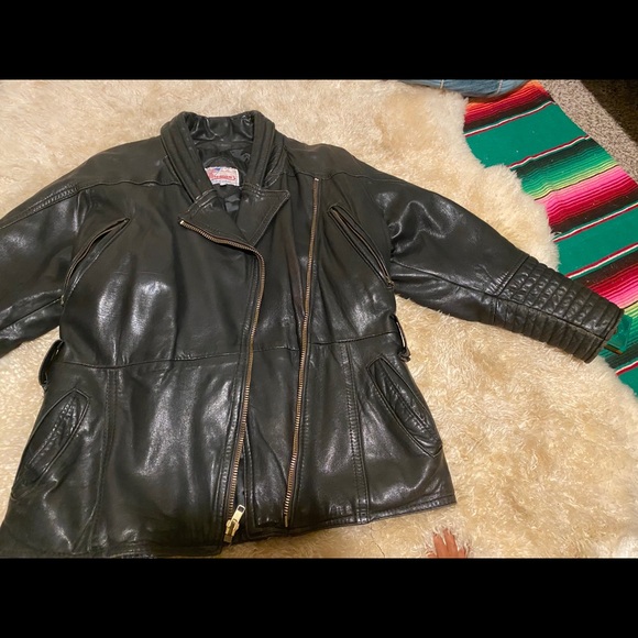 Leather Jacket - Picture 4 of 7